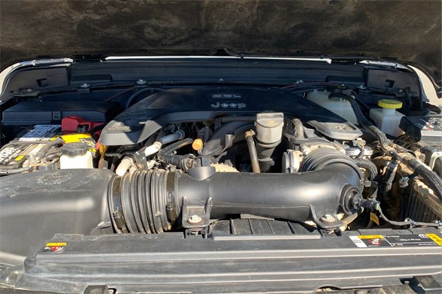 Certified 2022 Jeep Gladiator Willys image 12