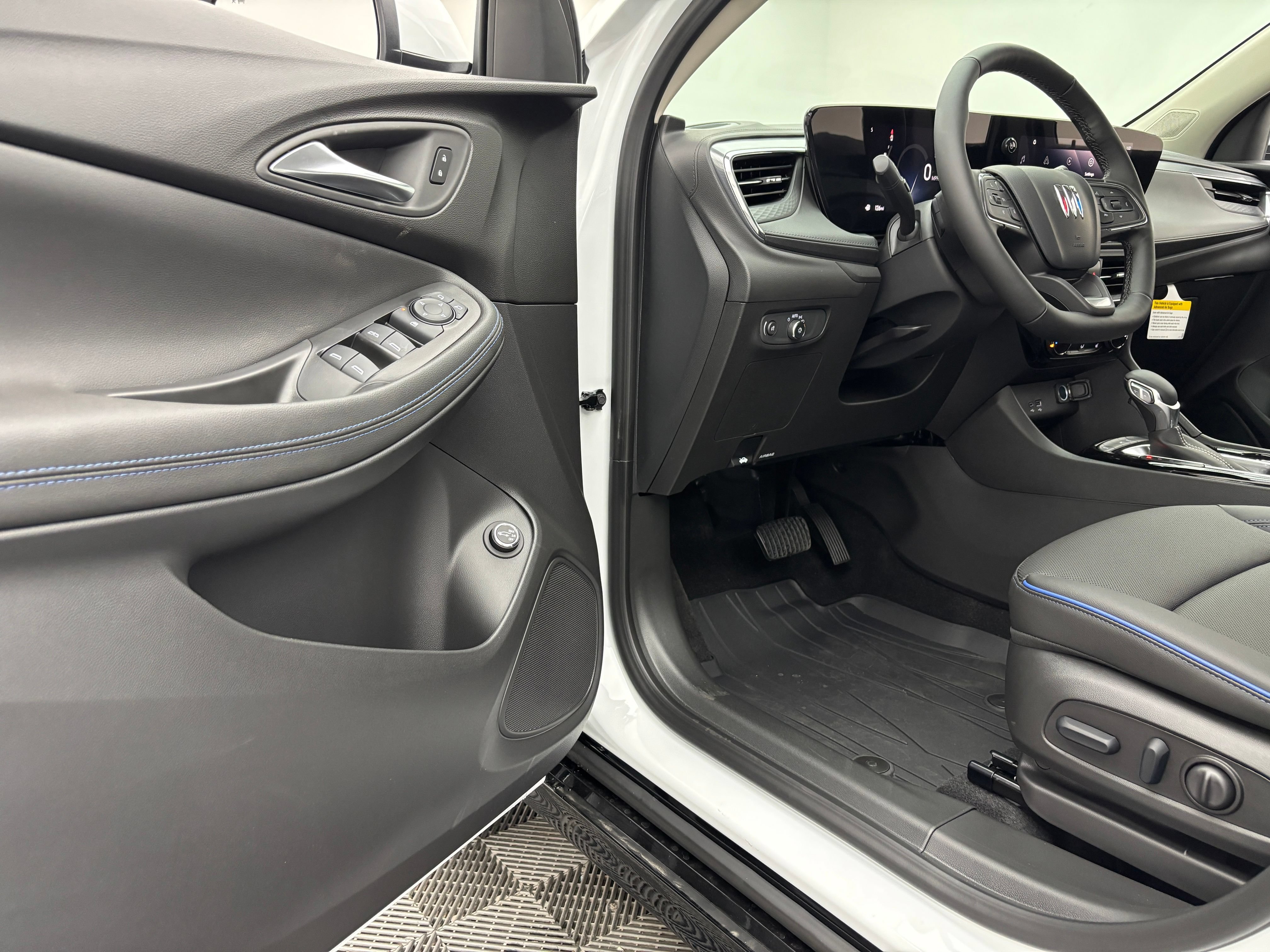 New 2026 Buick Encore GX Sport Touring w/ Comfort Package FWD image 15