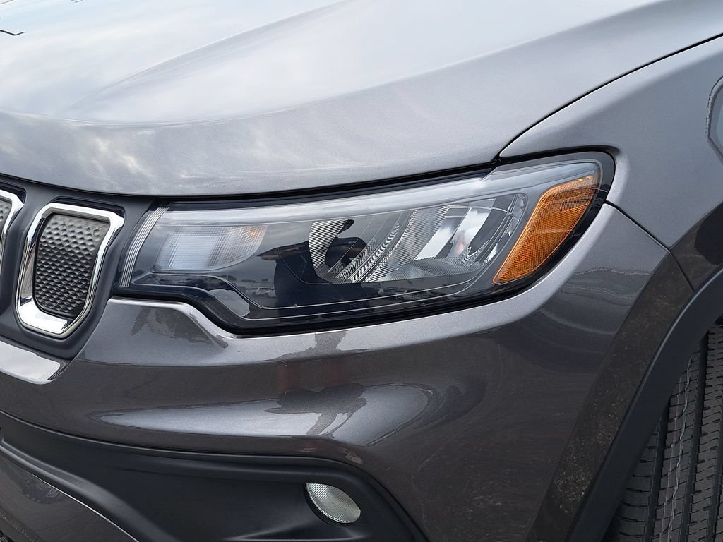 Certified 2022 Jeep Compass Latitude AWD/4WD image 29
