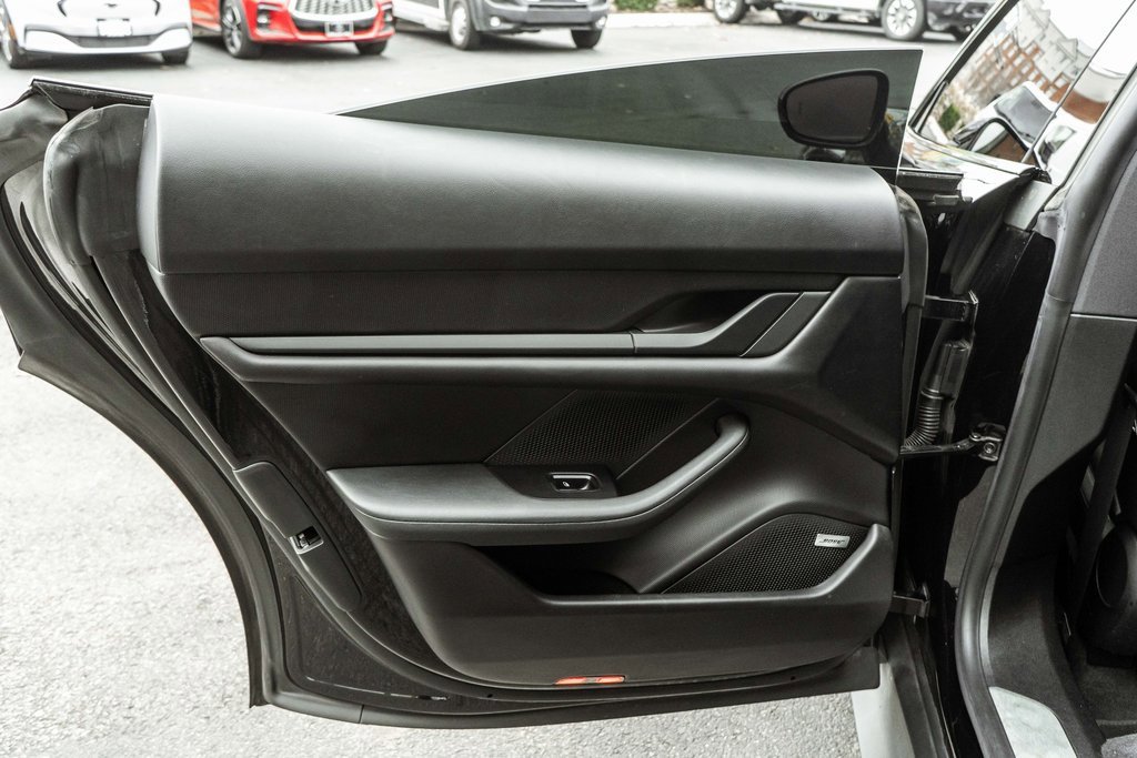 Used 2021 Porsche Taycan 4S image 33