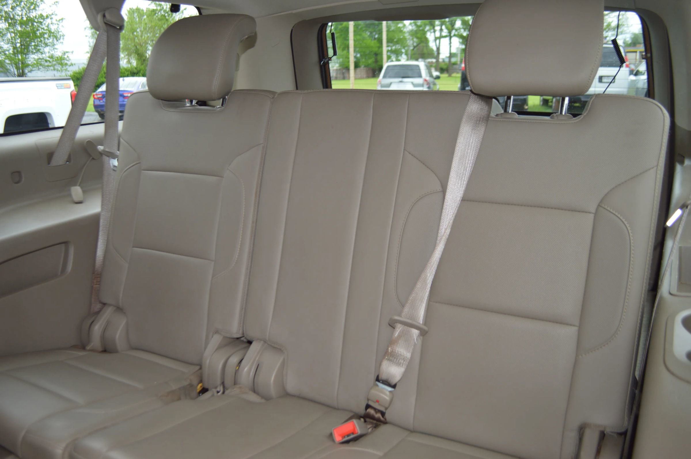 Used 2015 Chevrolet Suburban LTZ AWD/4WD image 22