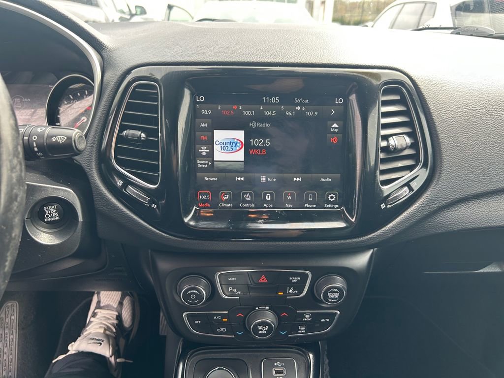 Used 2021 Jeep Compass Limited w/ Sun and Sound Group AWD/4WD image 21