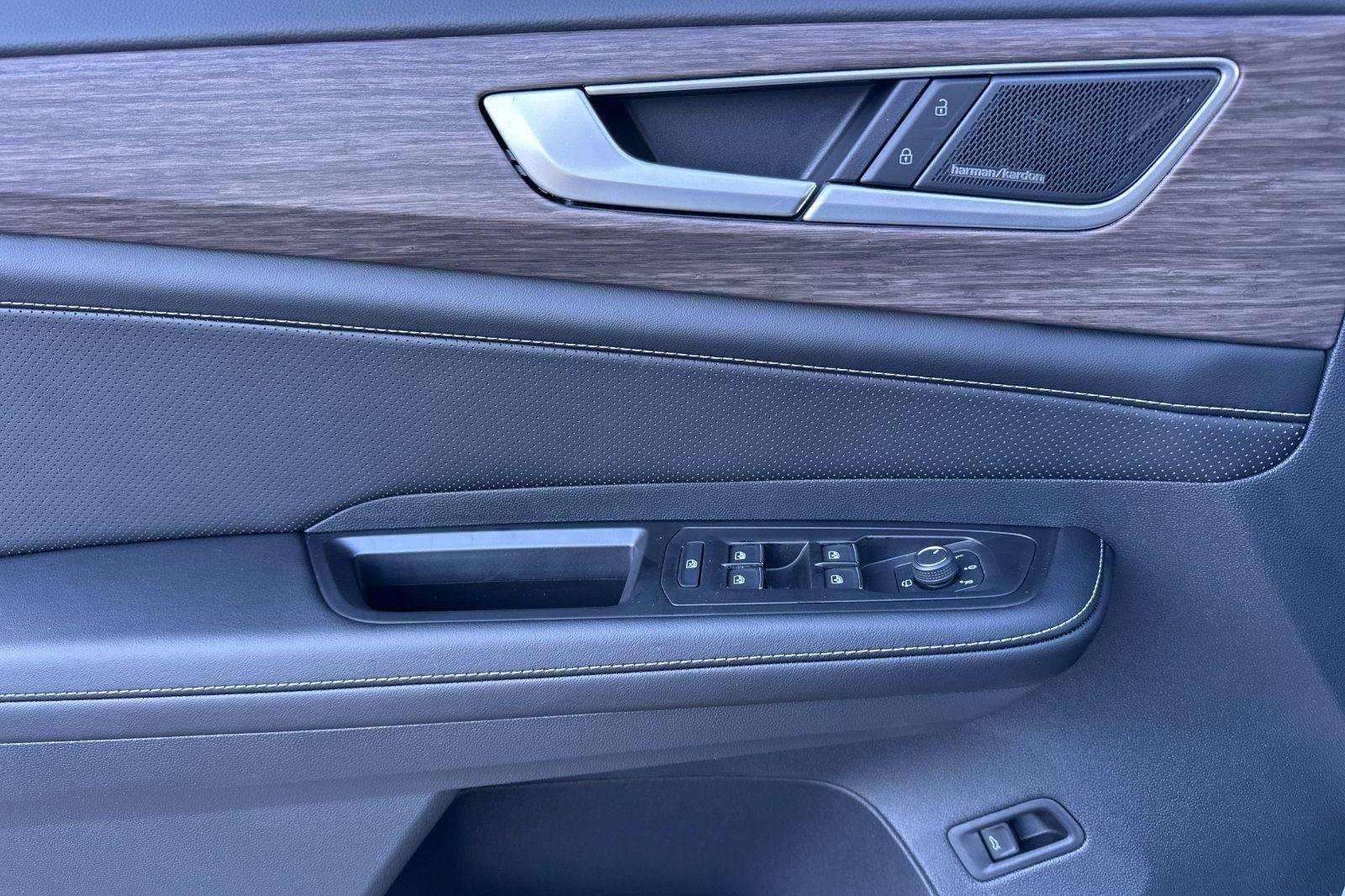 New 2026 Volkswagen Atlas SEL Premium R-Line image 10