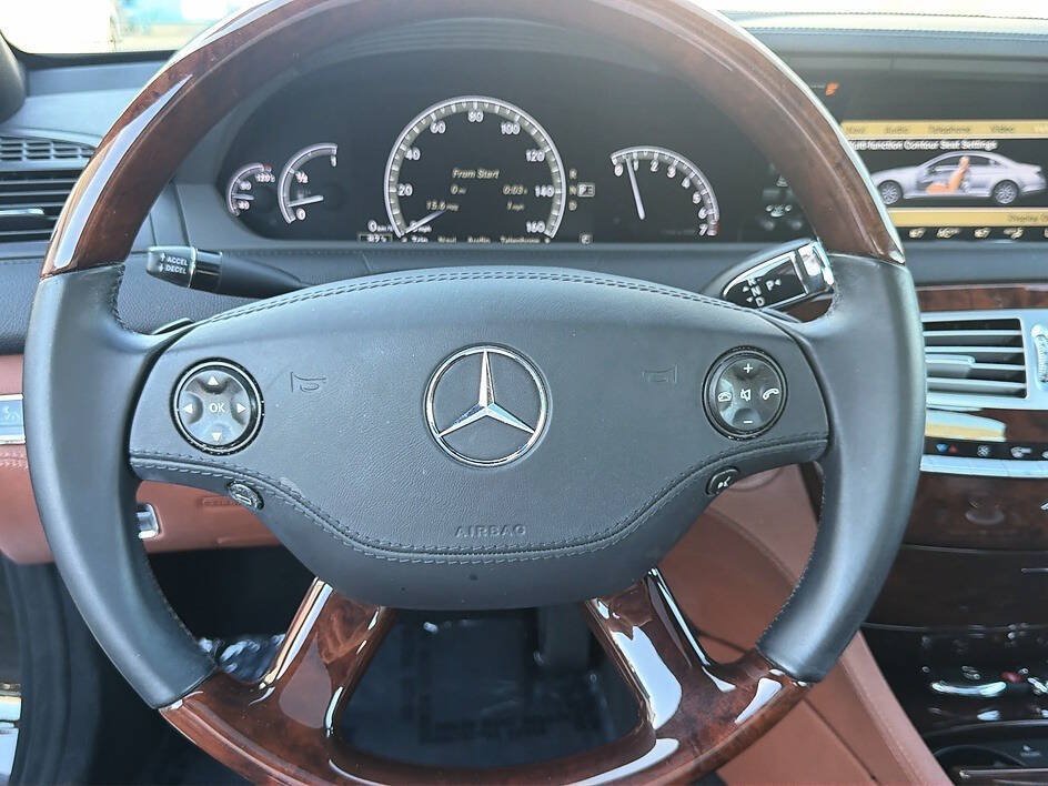 Used 2010 Mercedes-Benz CL 550 4MATIC image 8