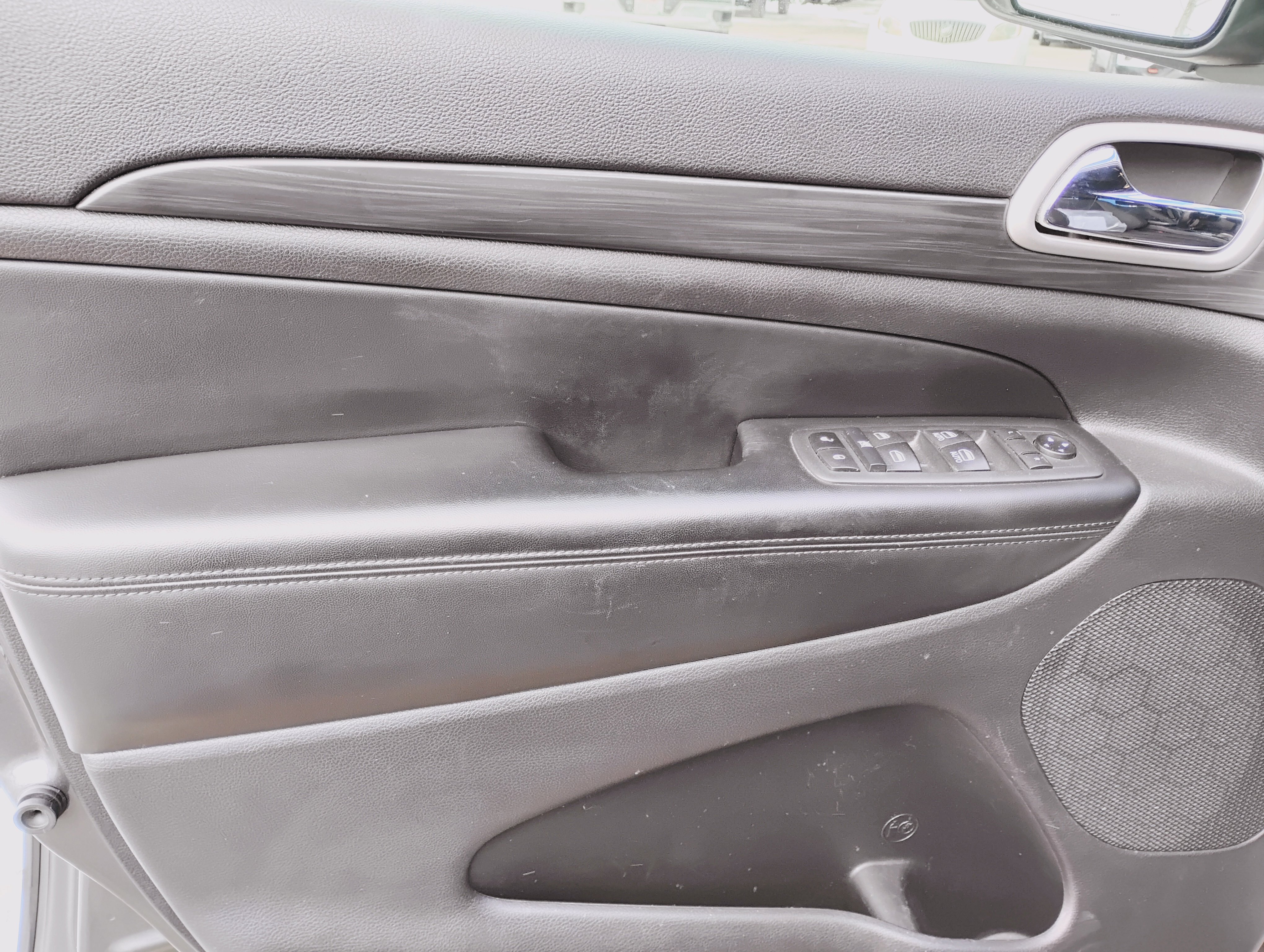 Used 2020 Jeep Grand Cherokee Laredo image 15