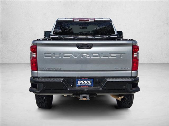 Used 2024 Chevrolet Silverado 2500 Custom w/ Custom Value Package image 6