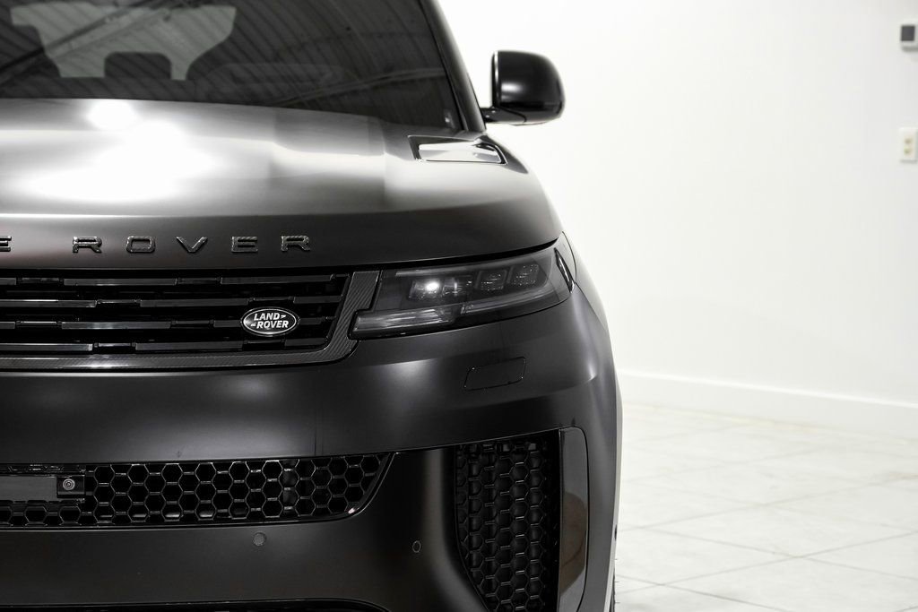Used 2024 Land Rover Range Rover Sport image 43