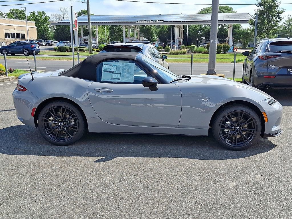 New 2025 MAZDA MX-5 Miata Club w/ Weather Package image 3