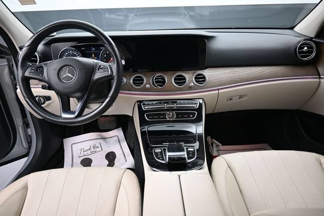 Used 2017 Mercedes-Benz E 300 4MATIC image 29
