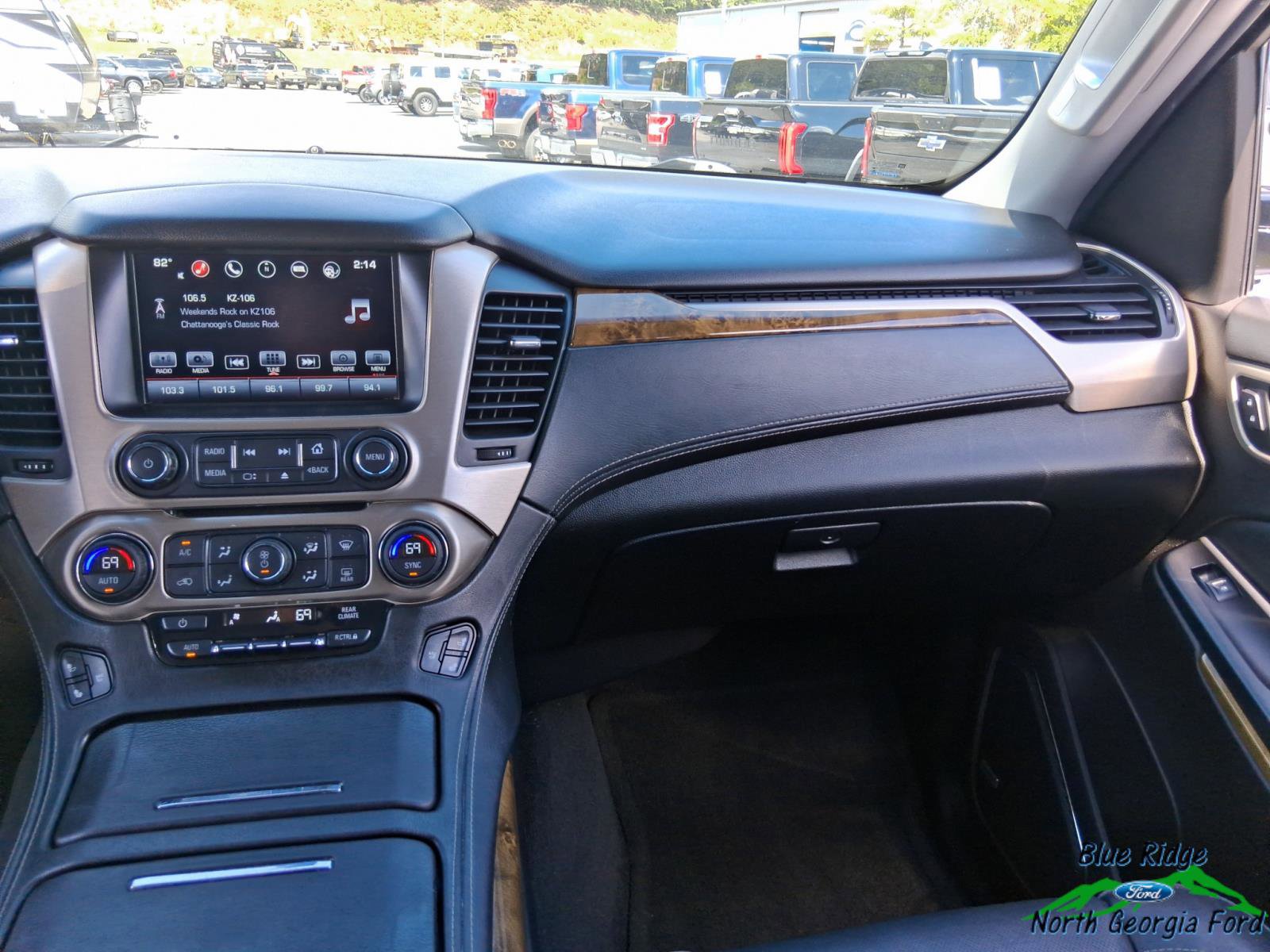 Used 2016 GMC Yukon XL Denali w/ Open Road Package image 17