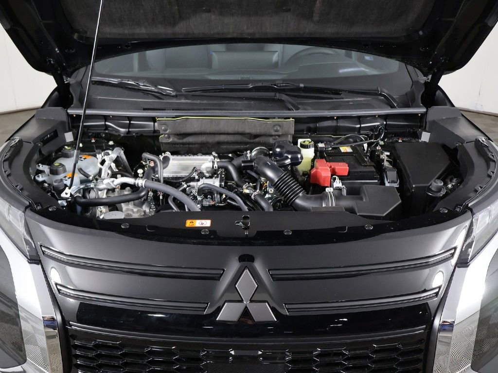 New 2026 Mitsubishi Outlander LE FWD image 19
