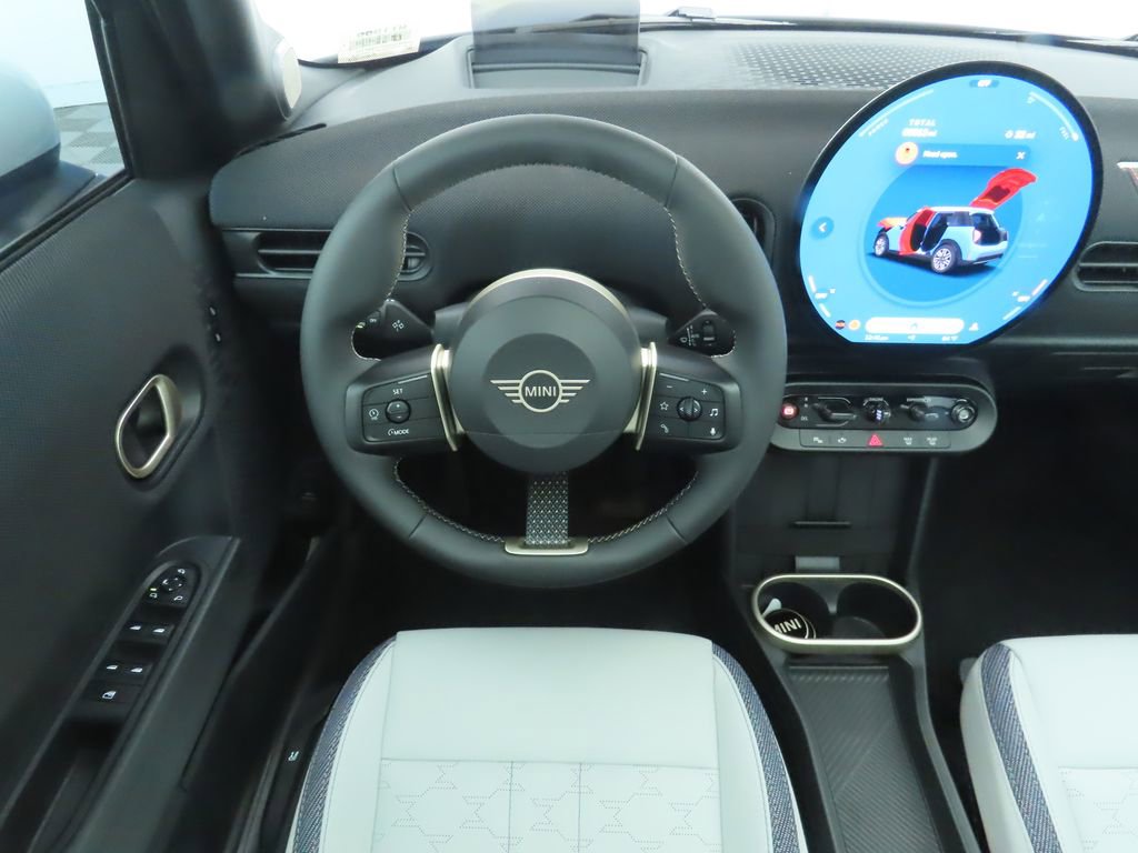 Used 2026 MINI Cooper 4-Door Hardtop image 11