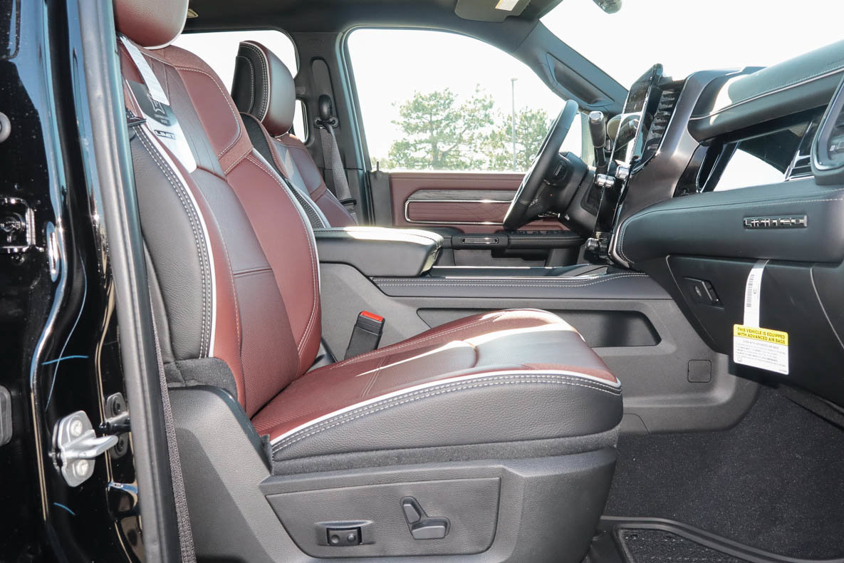 New 2027 RAM 3500 Limited AWD/4WD image 30