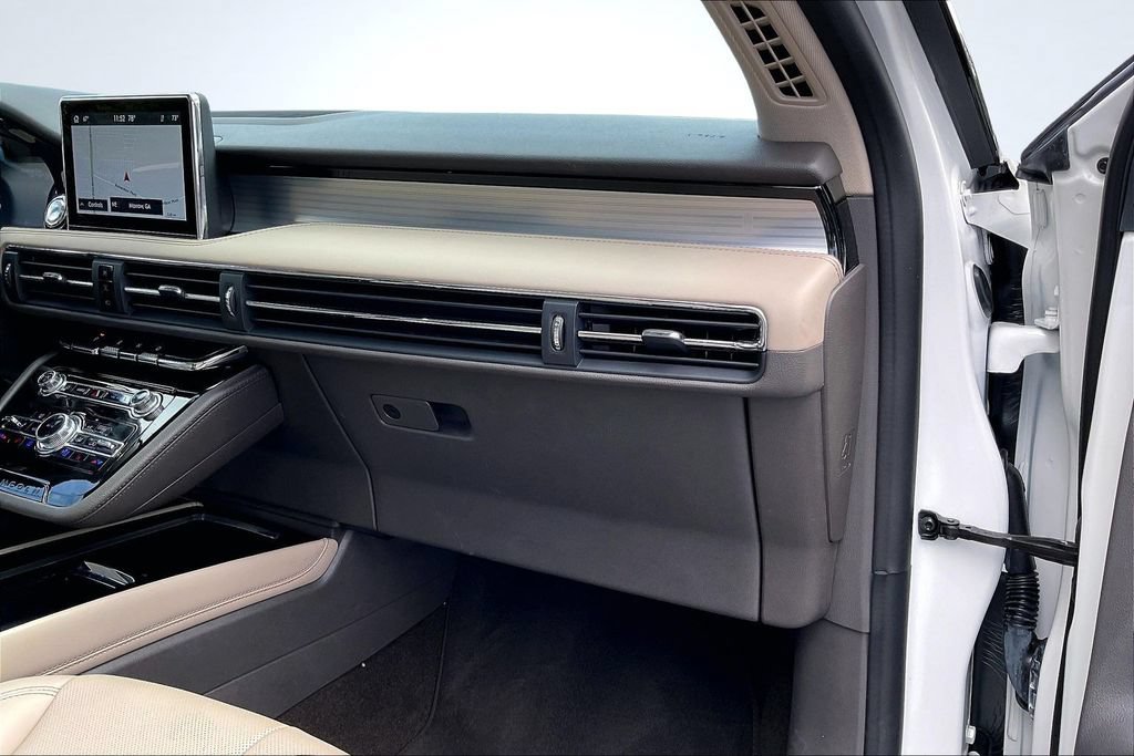 Used 2022 Lincoln Corsair FWD w/ Premium Package image 26