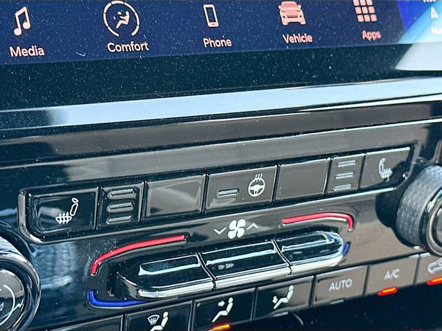 Used 2025 Jeep Grand Cherokee Limited w/ MOPAR Finishing Package AWD/4WD image 21