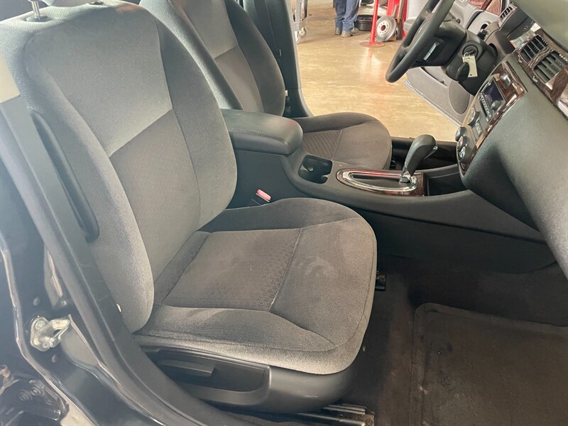 Used 2016 Chevrolet Impala Limited LS FWD image 17