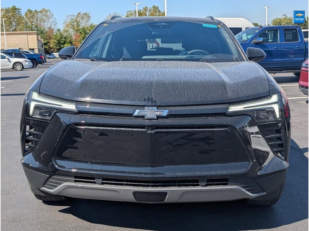 New 2026 Chevrolet Blazer EV LT image 2