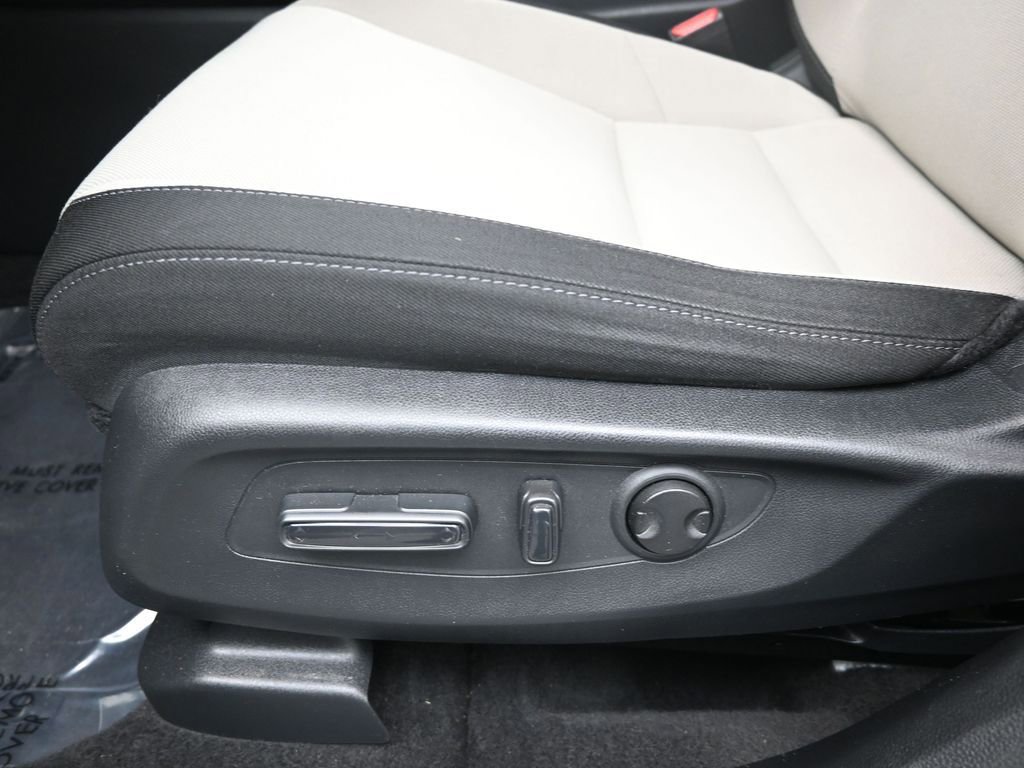 Used 2024 Honda CR-V EX image 12