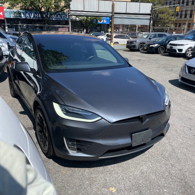 Used 2018 Tesla Model X P100D image 6