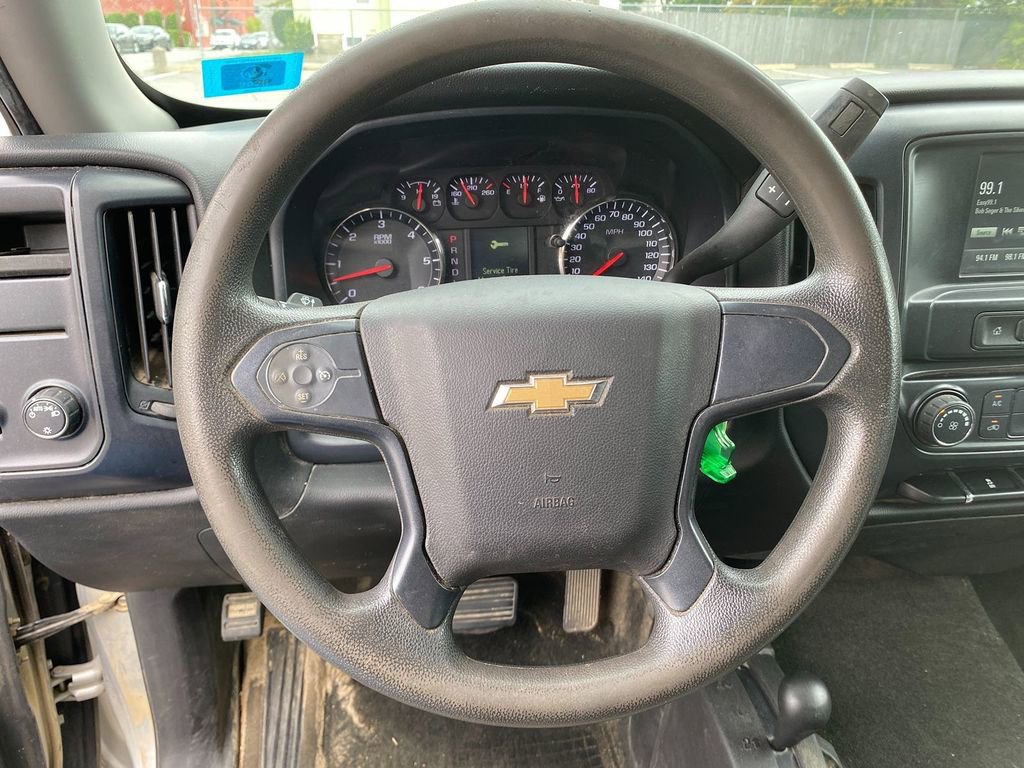 Used 2018 Chevrolet Silverado 1500 Custom w/ Custom Value Package image 15