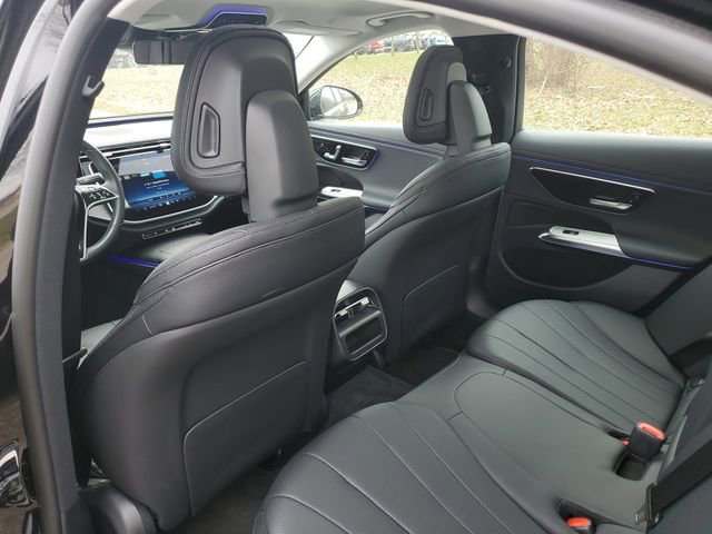 Used 2024 Mercedes-Benz E 350 4MATIC Sedan w/ Driver Assistance Package image 32