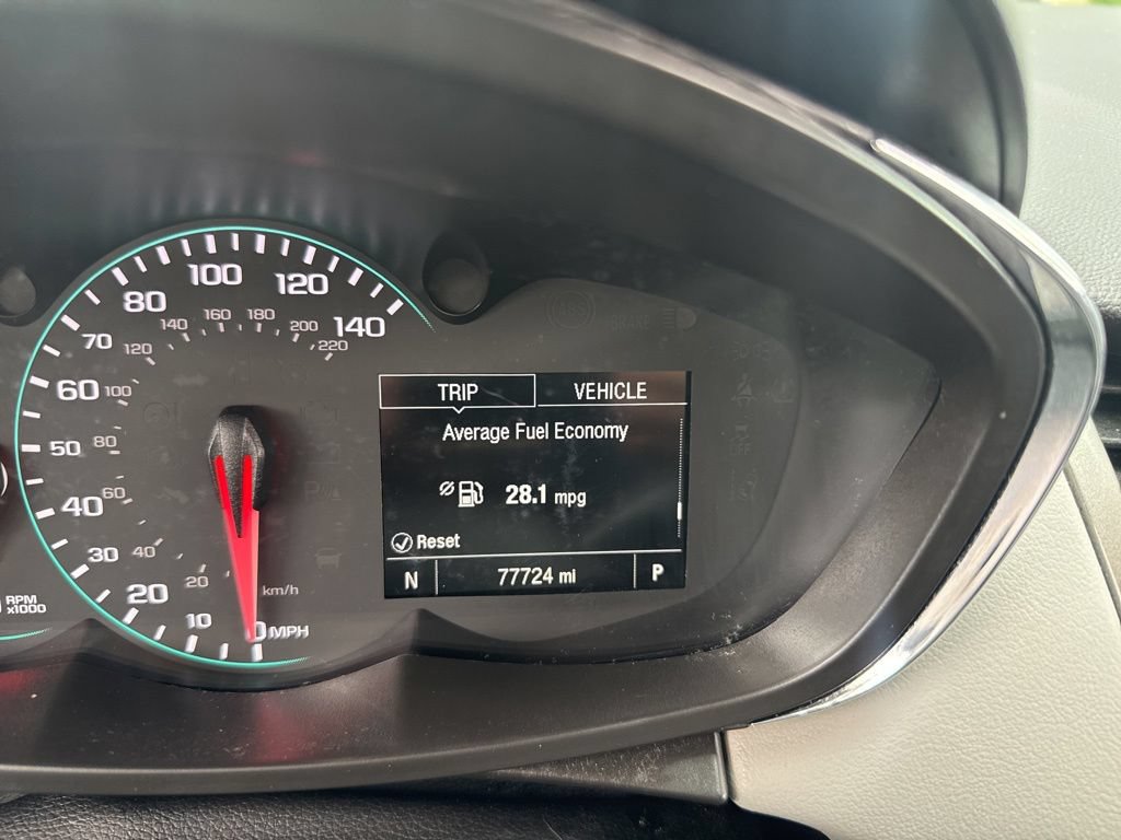 Used 2018 Chevrolet Trax LT w/ Driver Confidence Package FWD image 45