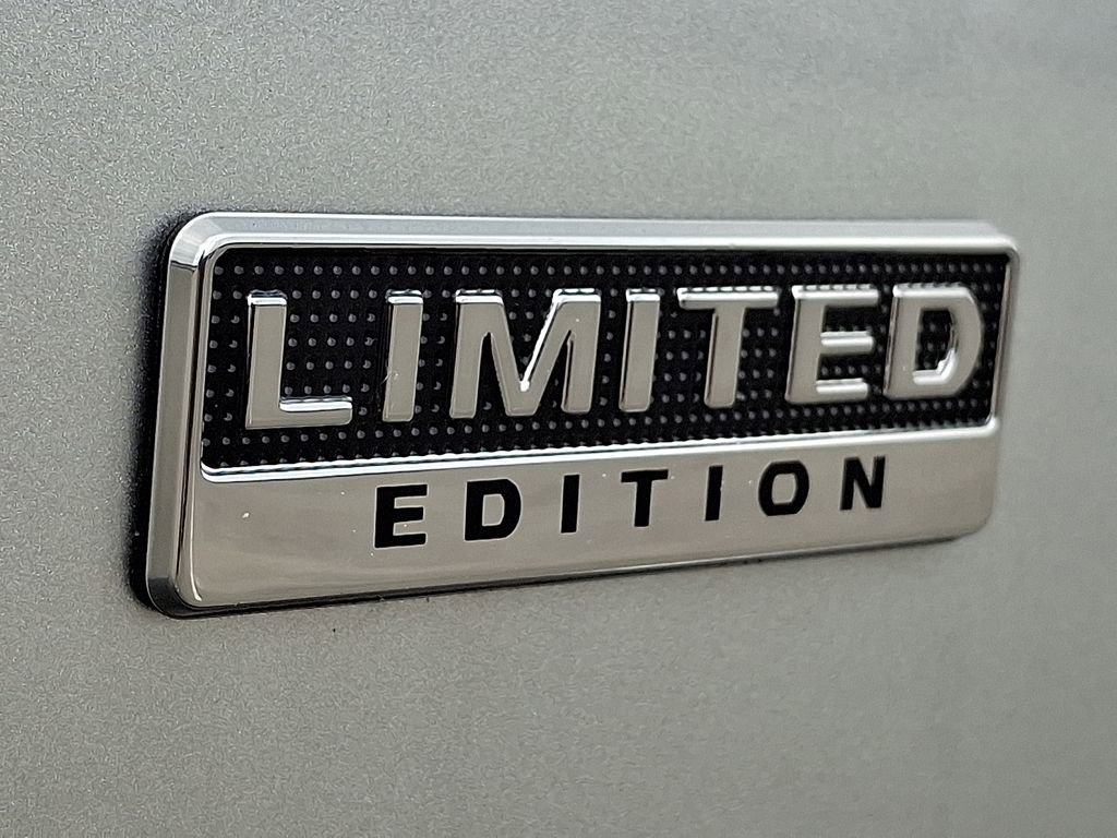 Used 2025 Mitsubishi Eclipse Cross LE AWD/4WD image 12