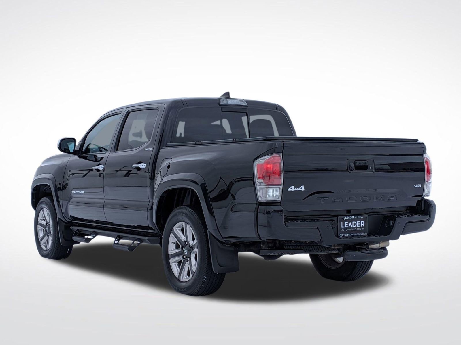 Used 2019 Toyota Tacoma Limited image 5