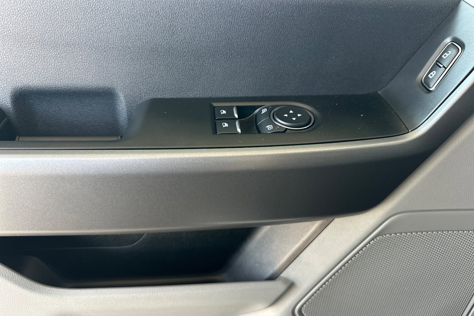 New 2025 Ford F250 XL w/ STX Appearance Package image 11