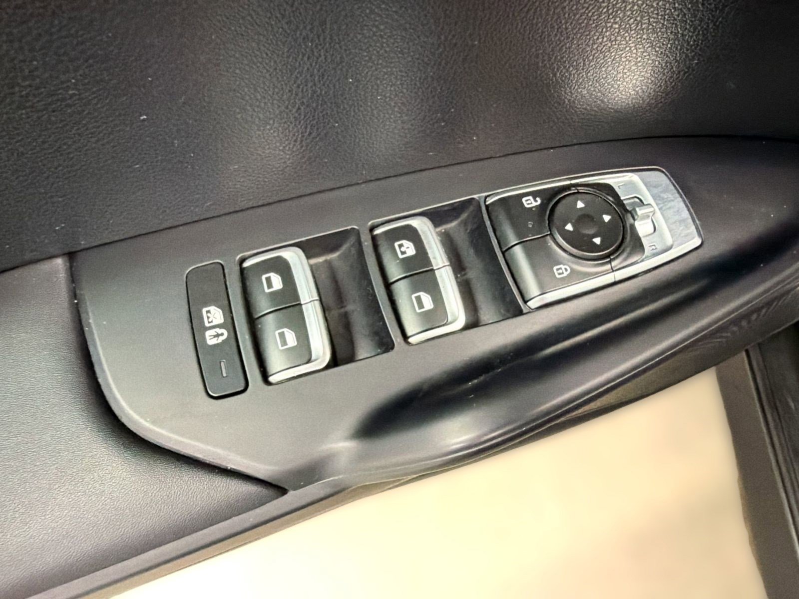 Used 2025 Kia K5 LXS image 13