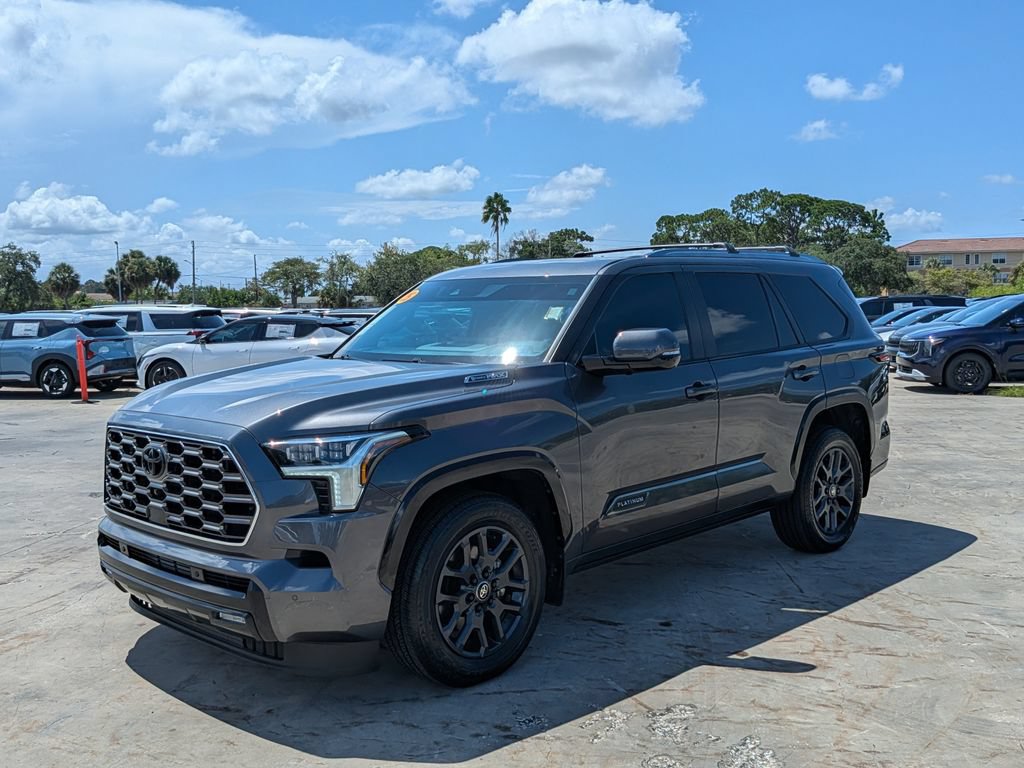 Used 2025 Toyota Sequoia Platinum AWD/4WD image 4