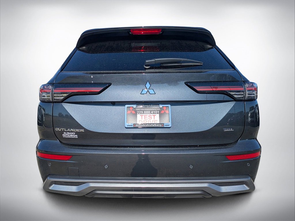 New 2025 Mitsubishi Outlander SEL image 4