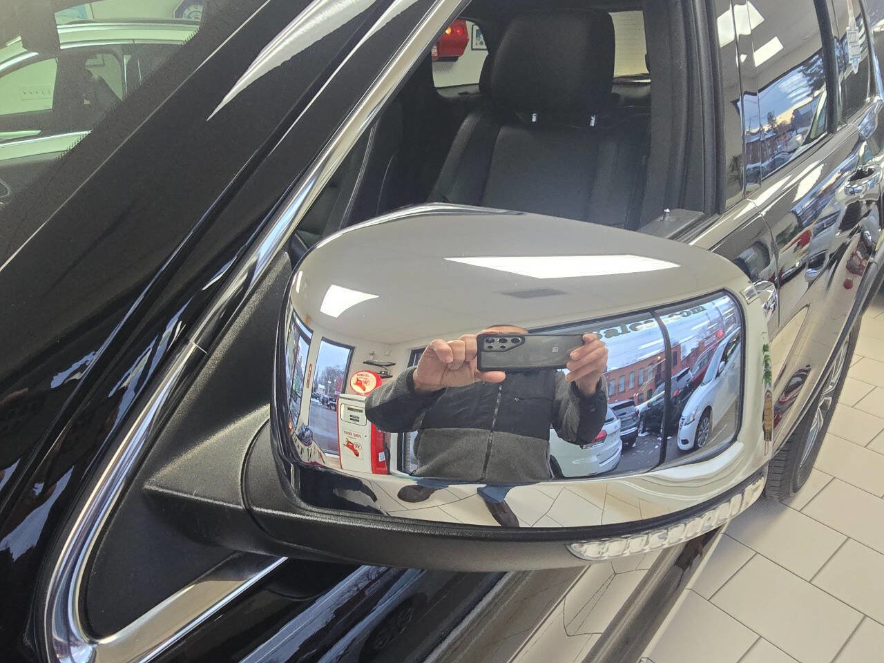 Used 2021 Jeep Grand Cherokee Limited AWD/4WD image 23