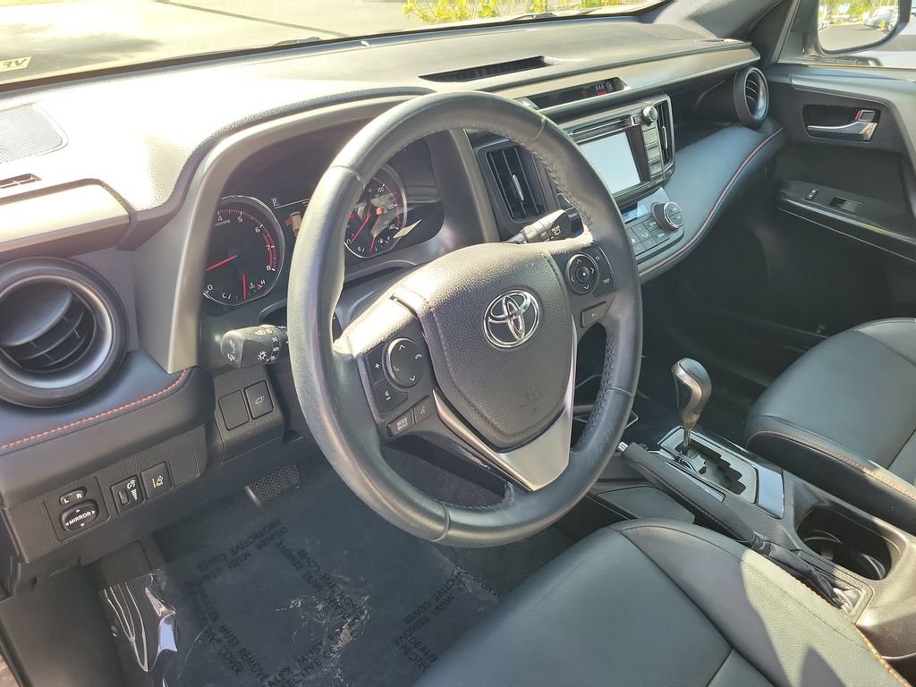 Used 2017 Toyota RAV4 SE FWD image 16
