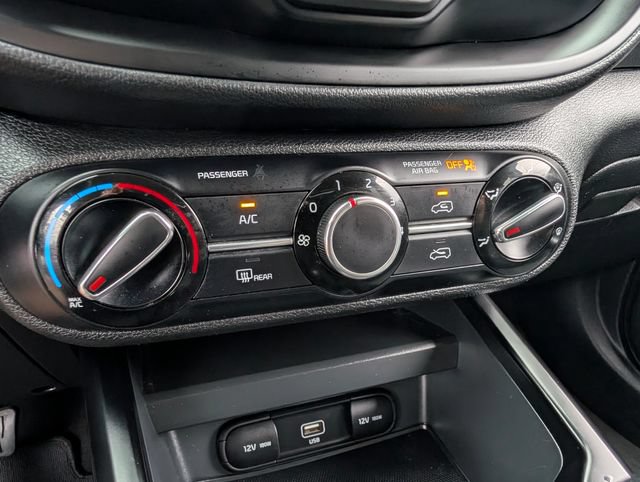 Used 2022 Kia Soul LX w/ Paint Protection Package FWD image 23