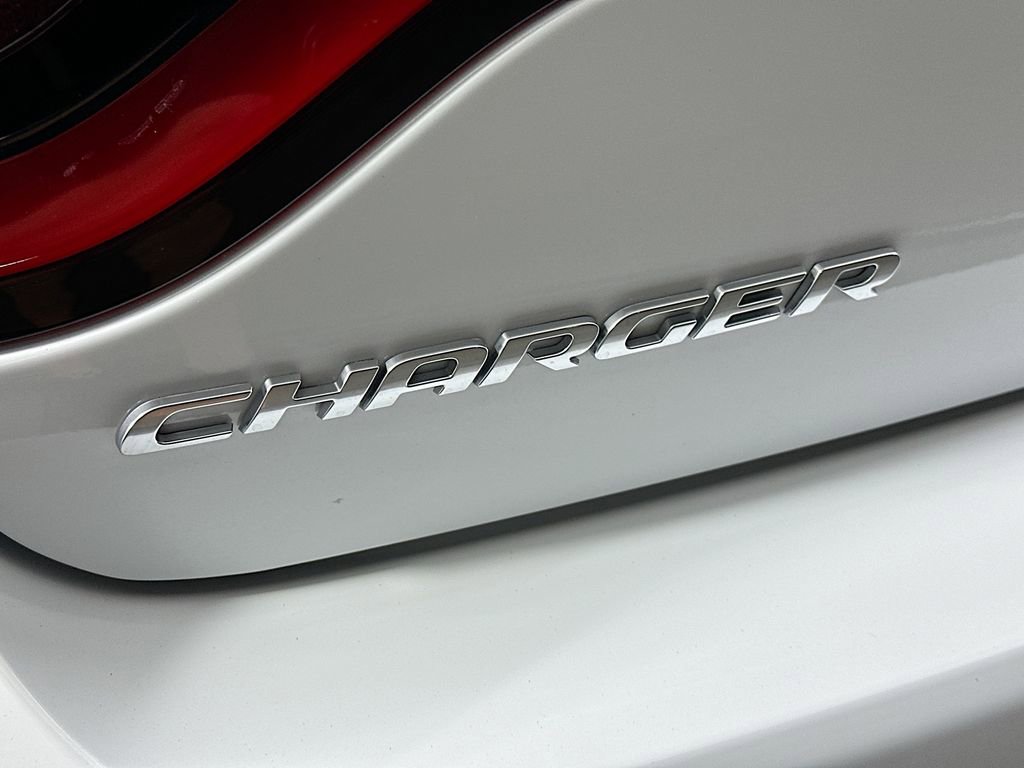 Used 2023 Dodge Charger SRT Hellcat w/ Harman/Kardon Audio Group image 34