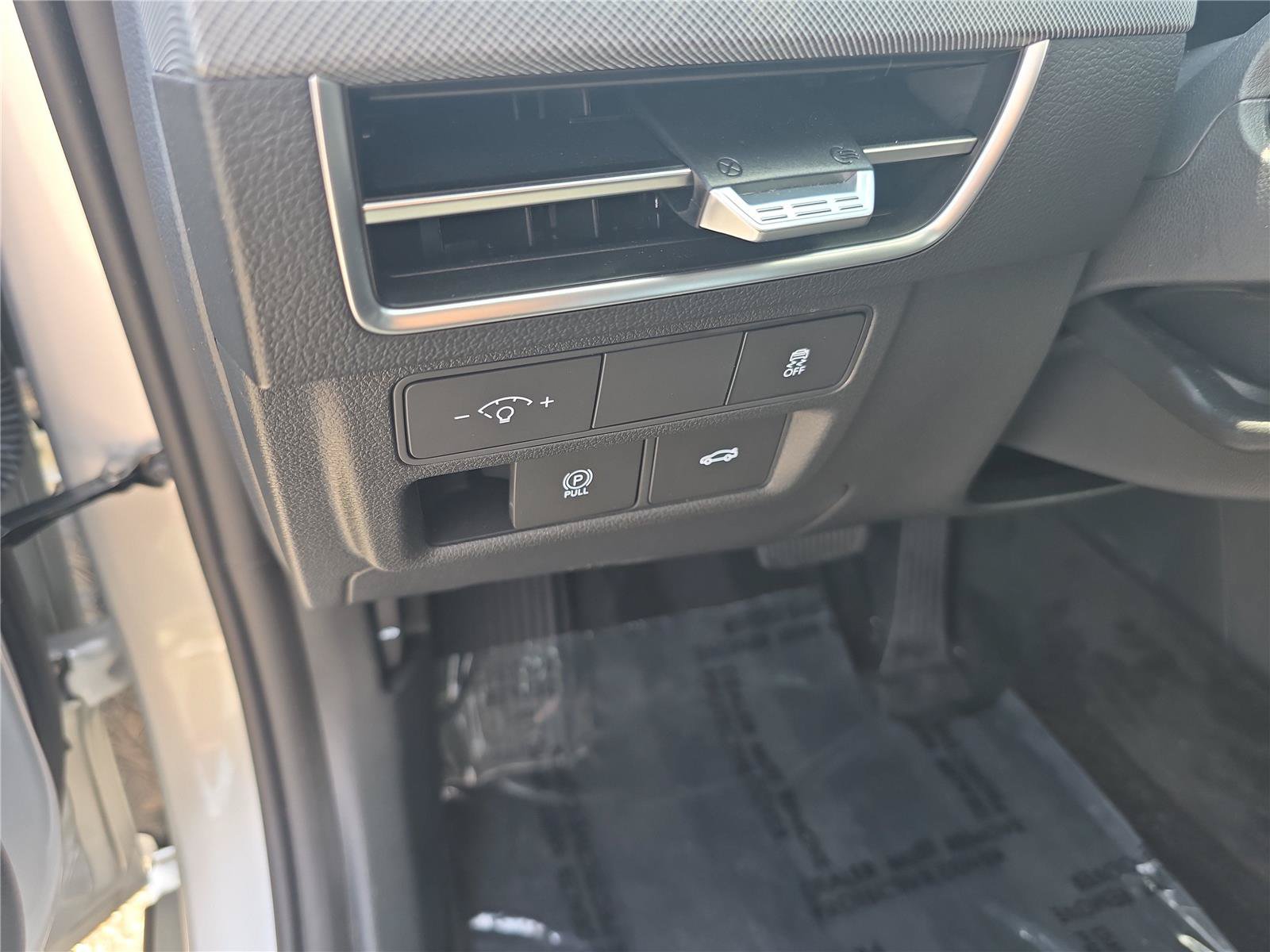 Certified 2026 Hyundai Sonata SEL FWD image 31