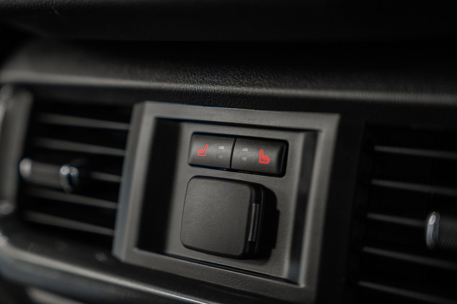 Used 2023 Ford F150 Lariat w/ Equipment Group 502A High image 44