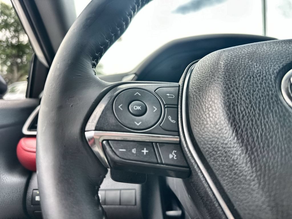 Used 2020 Toyota Camry XSE FWD image 31