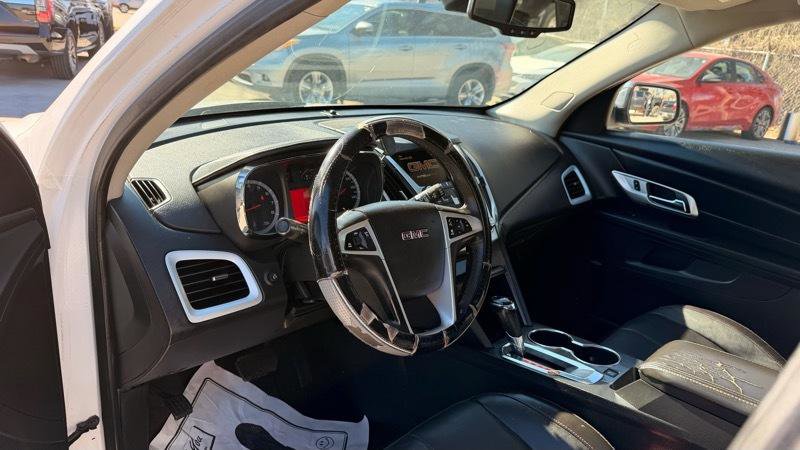 Used 2017 GMC Terrain SLT w/ Open Road Package FWD image 8