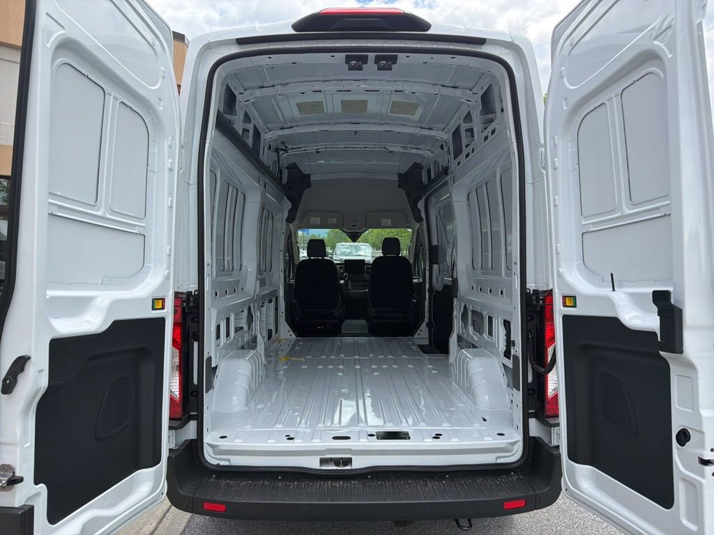 New 2026 Ford Transit 350 148 High Roof AWD image 19