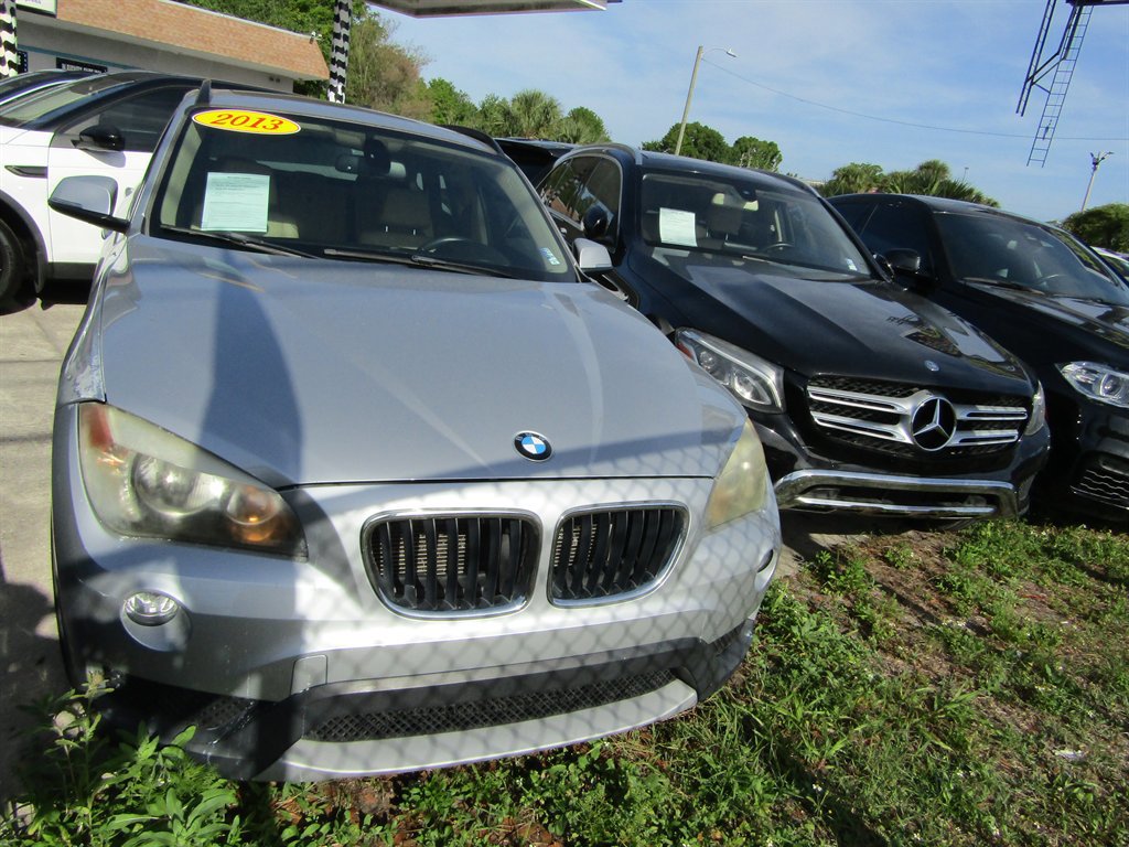 Used 2013 BMW X1 xDrive28i image 1