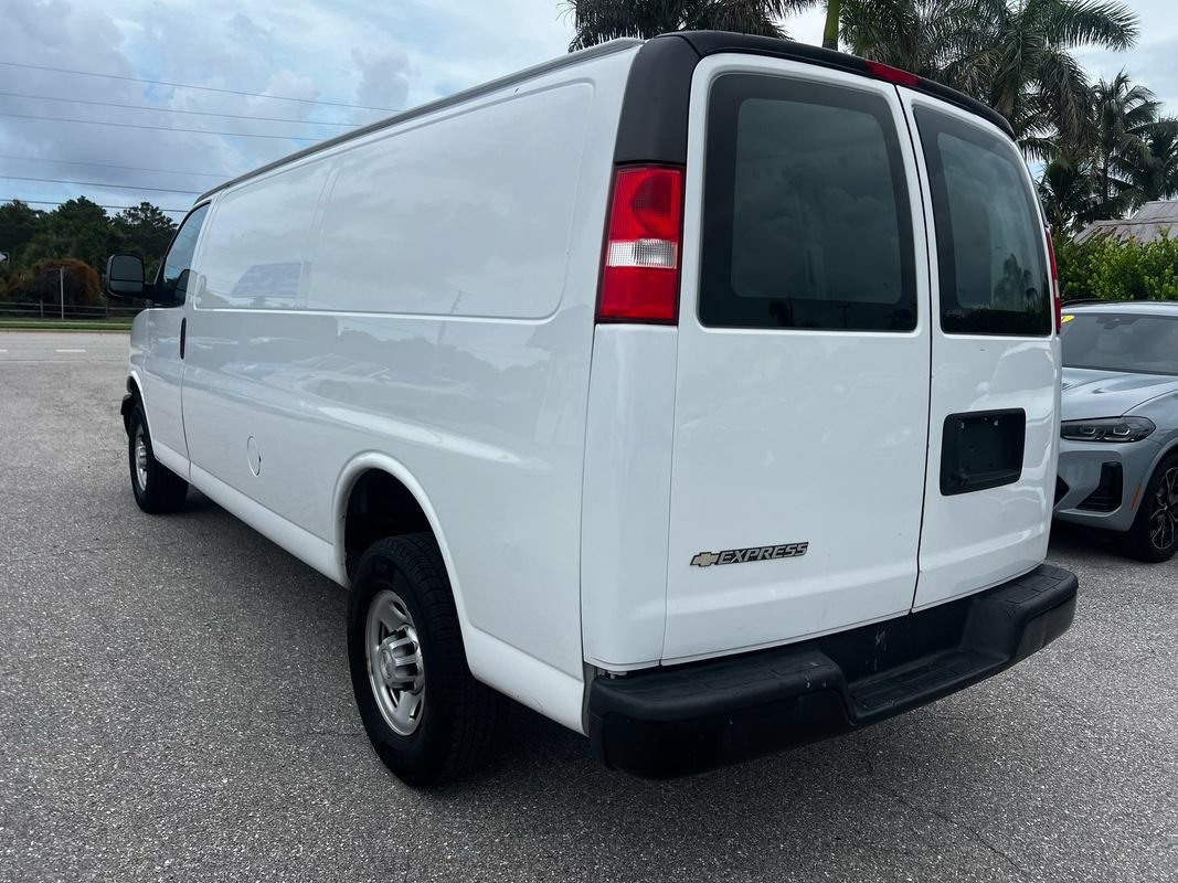 Used 2021 Chevrolet Express 2500 Extended w/ Driver Convenience Package RWD image 3
