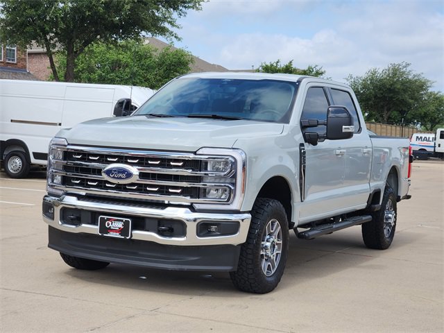Used 2025 Ford F250 Lariat w/ FX4 Off-Road Package AWD/4WD image 12