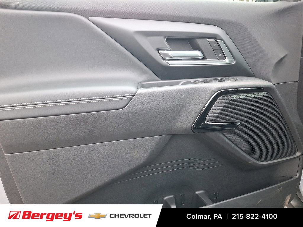 New 2026 Chevrolet Silverado EV LT AWD/4WD image 9