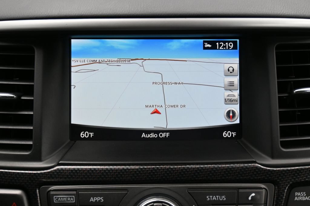 Used 2020 Nissan Pathfinder SL AWD/4WD image 23