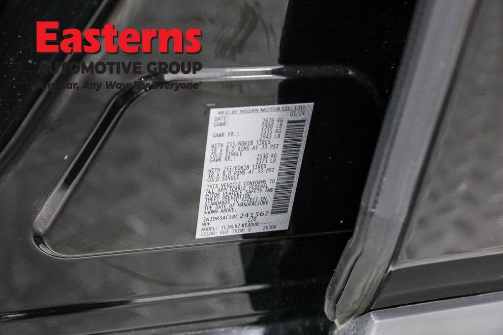 Used 2024 Nissan Pathfinder S image 36