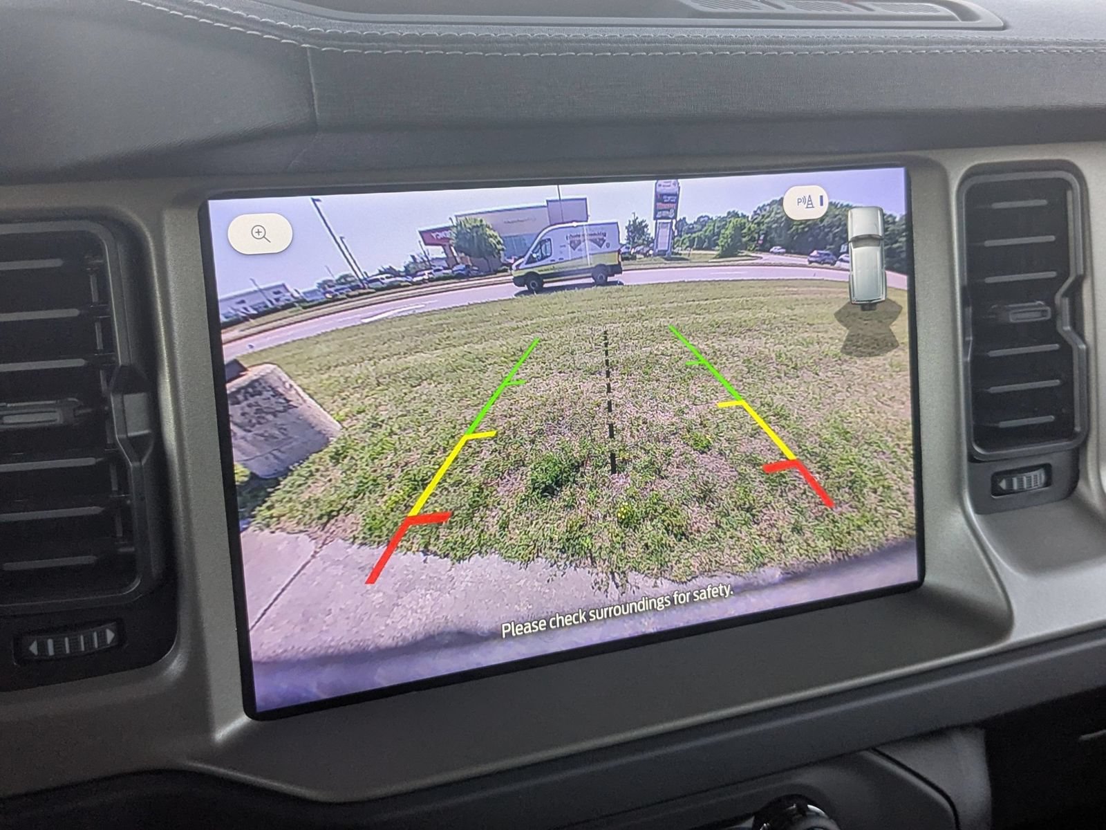 Used 2025 Ford Bronco Outer Banks AWD/4WD image 23