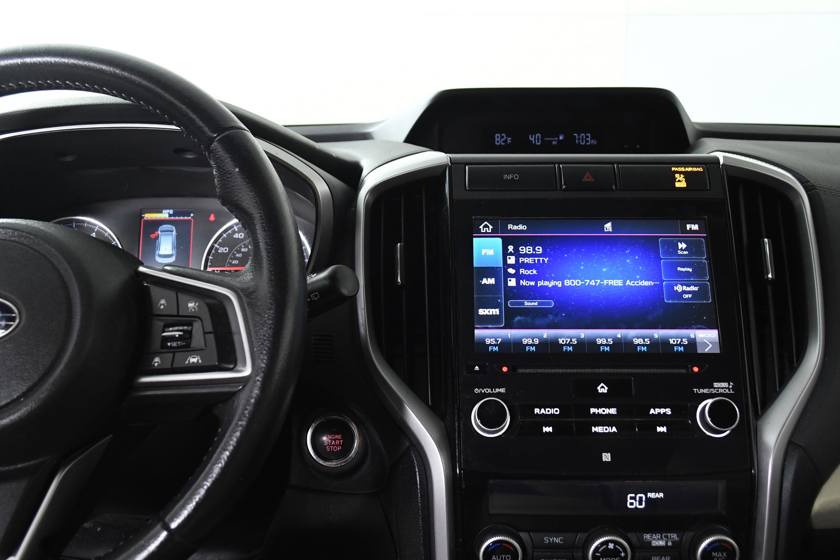 Used 2020 Subaru Ascent Premium w/ Convenience Package image 16