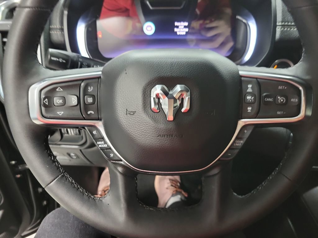 Used 2025 RAM 1500 Laramie w/ Night Edition image 37